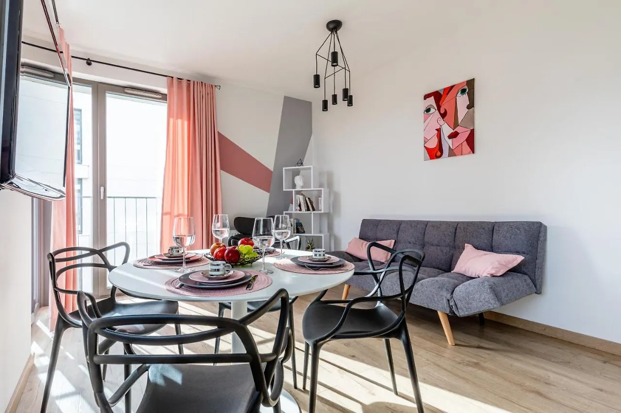 Apartament Old Town Nest contacts